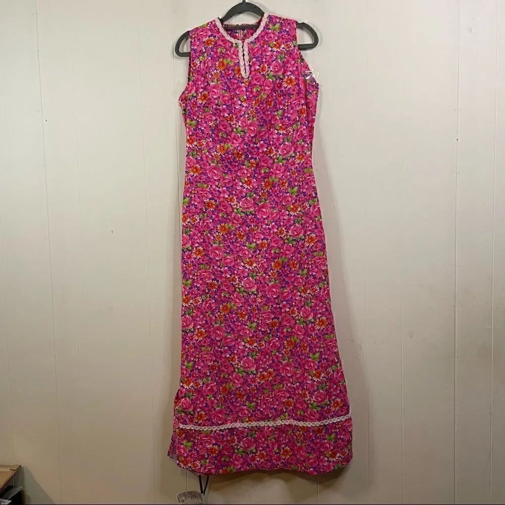 Vintage 60’s Floral Maxi Dress